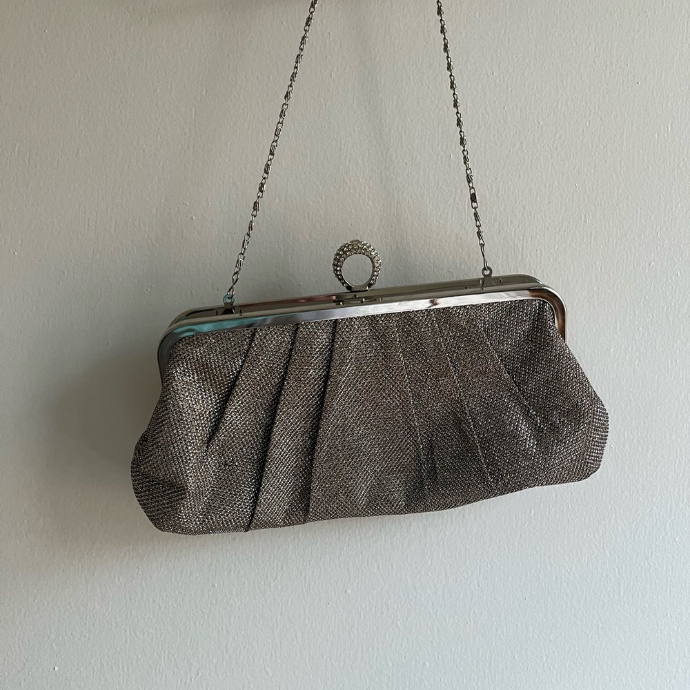 Silver clutch